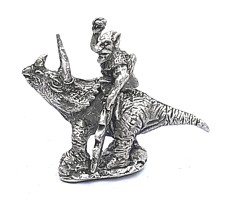 miniatura rpg Goblin no Dinosauro Triceratops